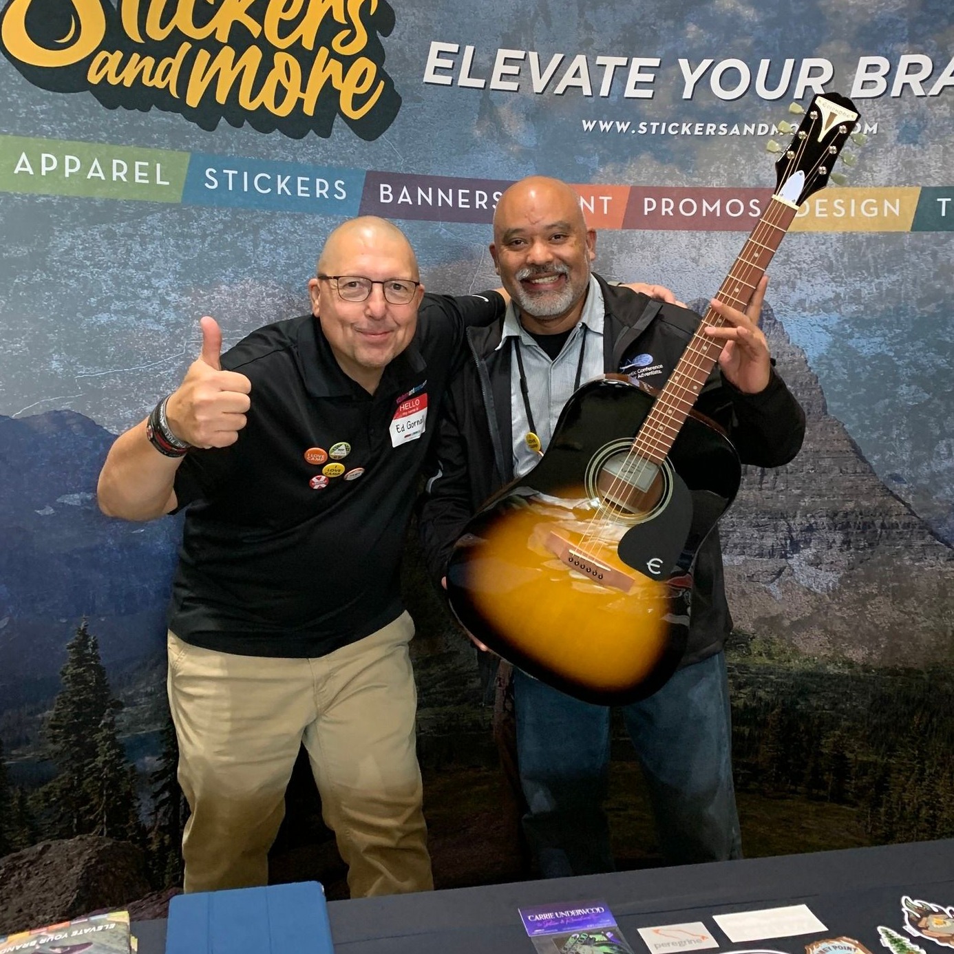 Congrats to John from River Oaks on winning the guitar at the AACP convention. Let us help you elevate your brand. Check out our website and see how we can help.
https://stickersandmore.com/
John Newlove #ChurchInAction #churchin #youthpastors #winnerswin #winner #guitar