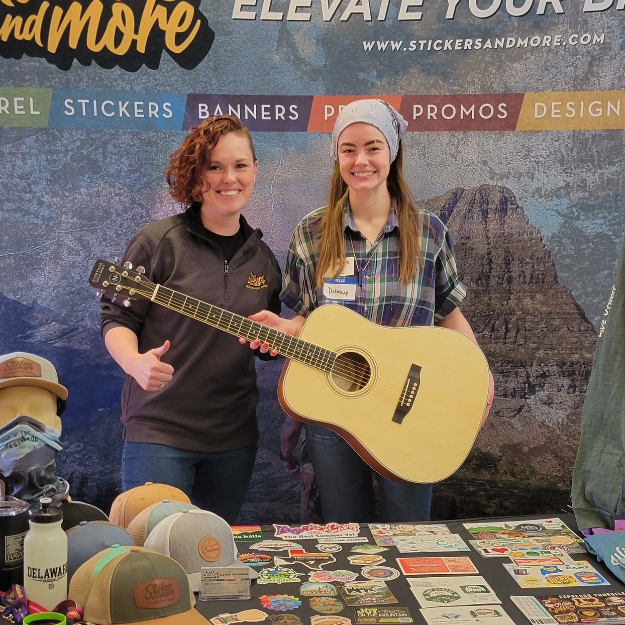 Congrats to Debeaux from Wyman Center on winning the guitar at the American Camp Association St. Louis Spring Gathering Conference. Check out our website and see how we can help you elevate your brand.
https://stickersandmore.com/camp/
@acacamps #camp #ACA #guitar #camplife #winnerswin #happycustomers