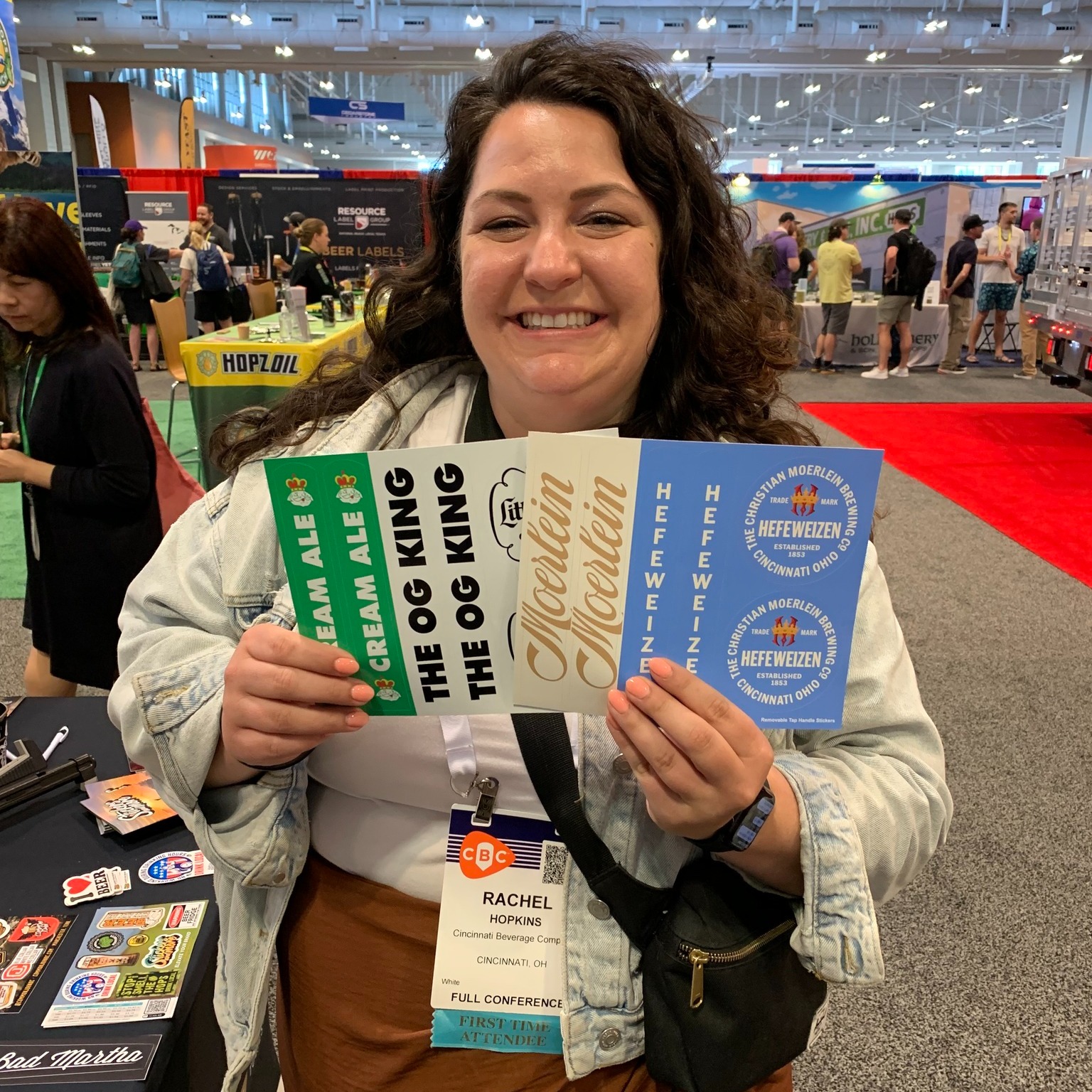 Happy customers are the best. Thank you Rachel from Cincinnati Beverage Company for stoping by our booth at the CBC National Conference and taking an amazing picture with your custom tap handle stickers. Looking to give your brand a boost? Check out our removable tap handle stickers and more on our website.
https://stickersandmore.com/brewery/
@brewersassoc Brewers Association #brewery #custombrewery #merch #happycustomer #brewerylife🍺